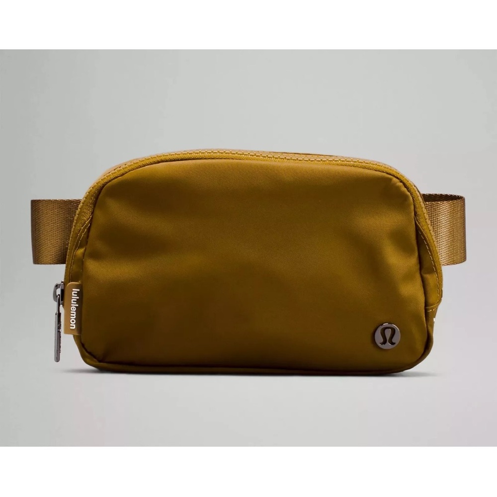 Lululemon Everywhere Belt Bag 1L NWT - Burnt Caramel